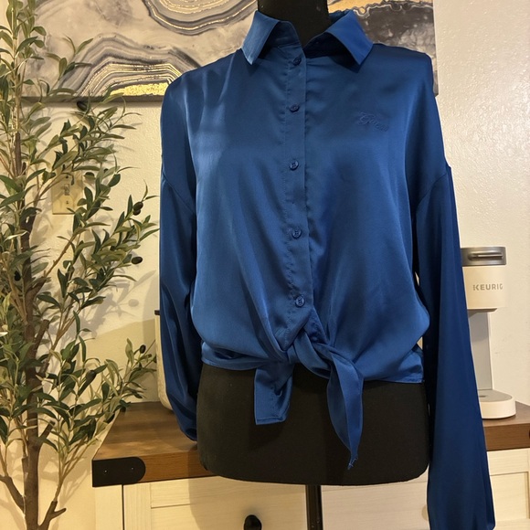 Guess Blue Satin Blouse - Picture 8 of 9
